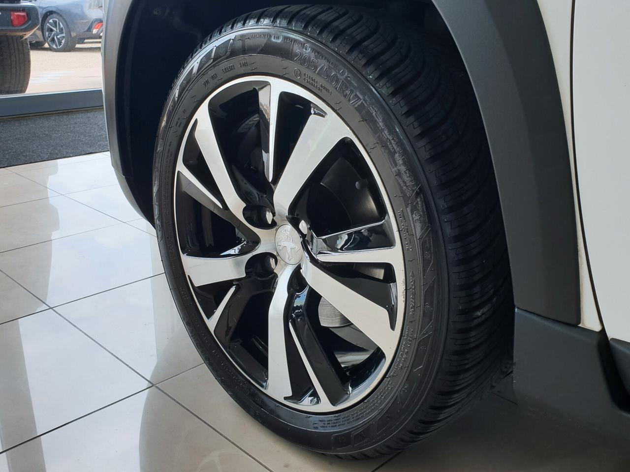 Peugeot 2008 BlueHDi 120 S&S Allure