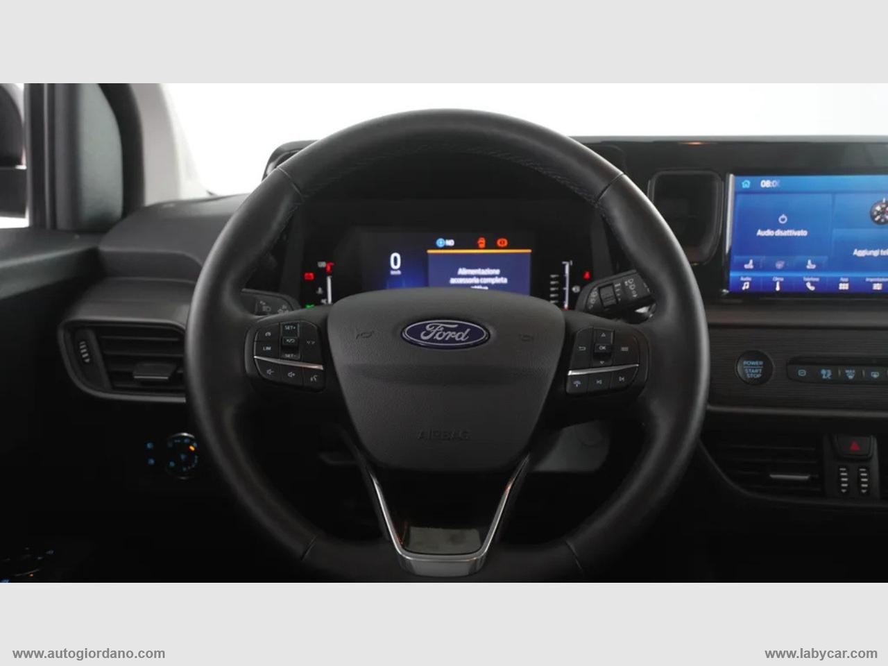 FORD Tourneo Courier 1.0 EcoBoost Titanium