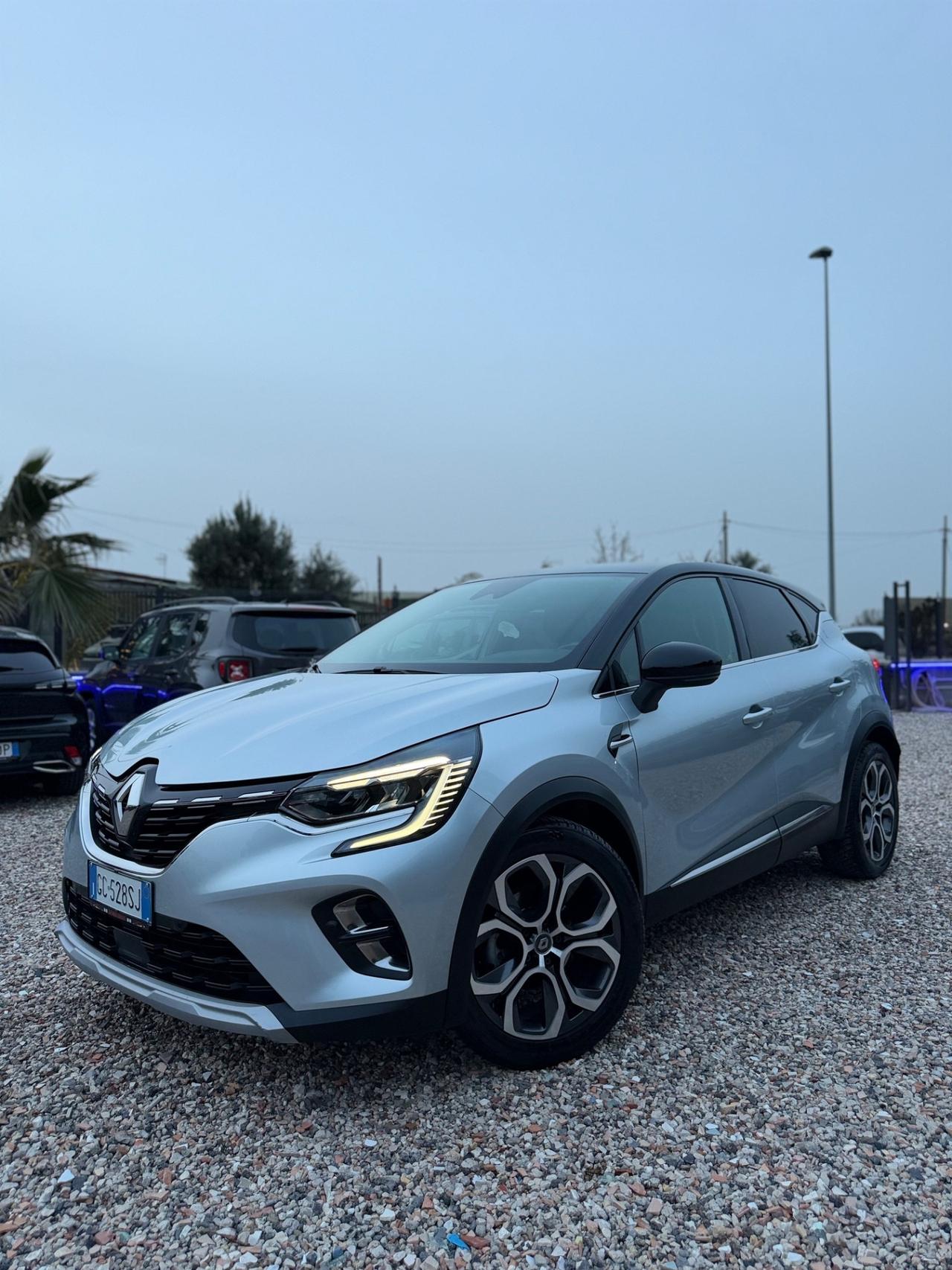 Renault Captur TCe 100 CV GPL Full Optional Retrocamera Sensori 360 Gradi