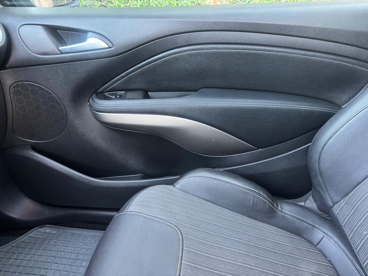 Opel Adam 1.2 70 CV