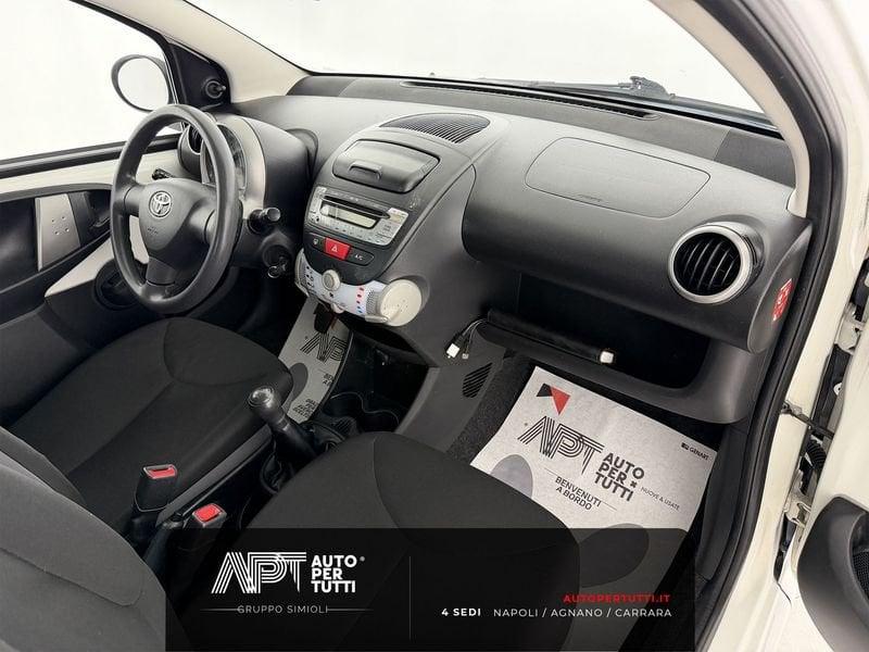 Toyota Aygo Aygo 1.0 Active connect 5p
