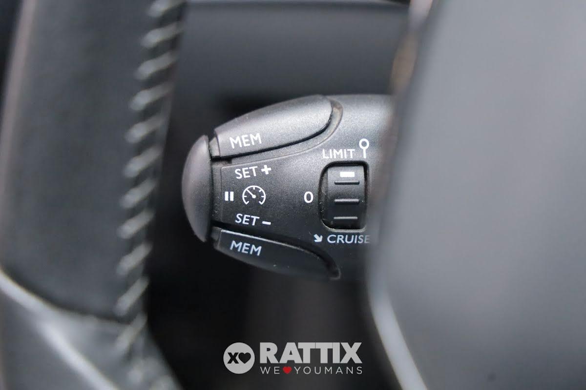 Peugeot e-208 motore elettrico 100kW Allure Pack