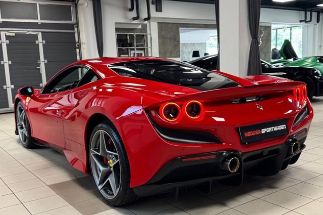 FERRARI F8 Tributo"SPEDIZIONE SU RICHIESTA IN TUTTO IL MONDO"