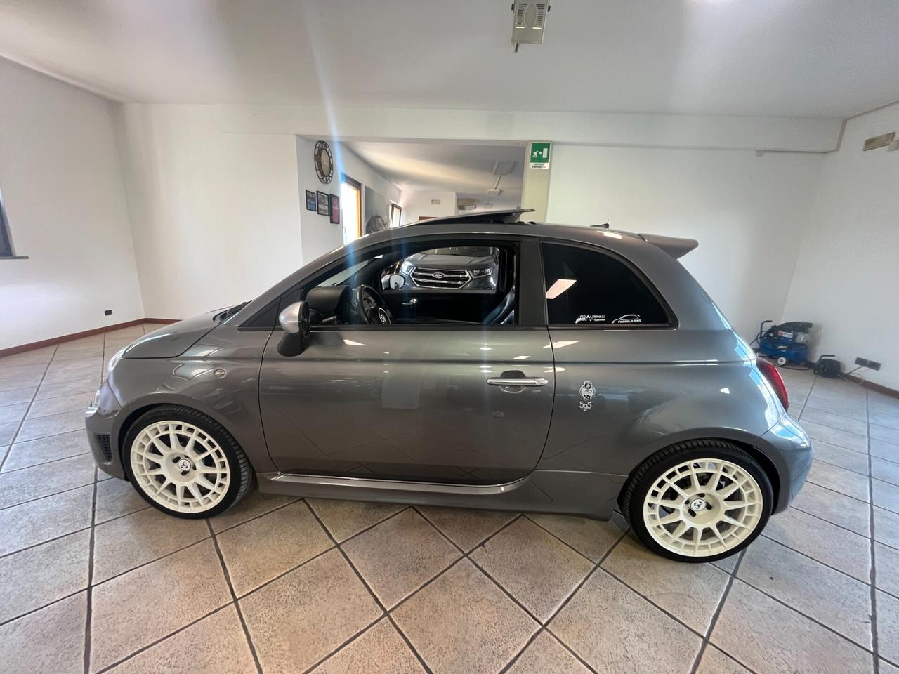 Abarth 595 1.4 Turbo T-Jet 165 CV Turismo