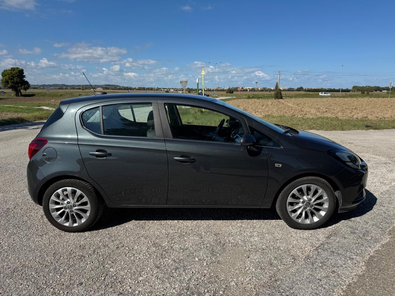 Opel Corsa 1.4 90CV Start&Stop aut. Coupé b-Color