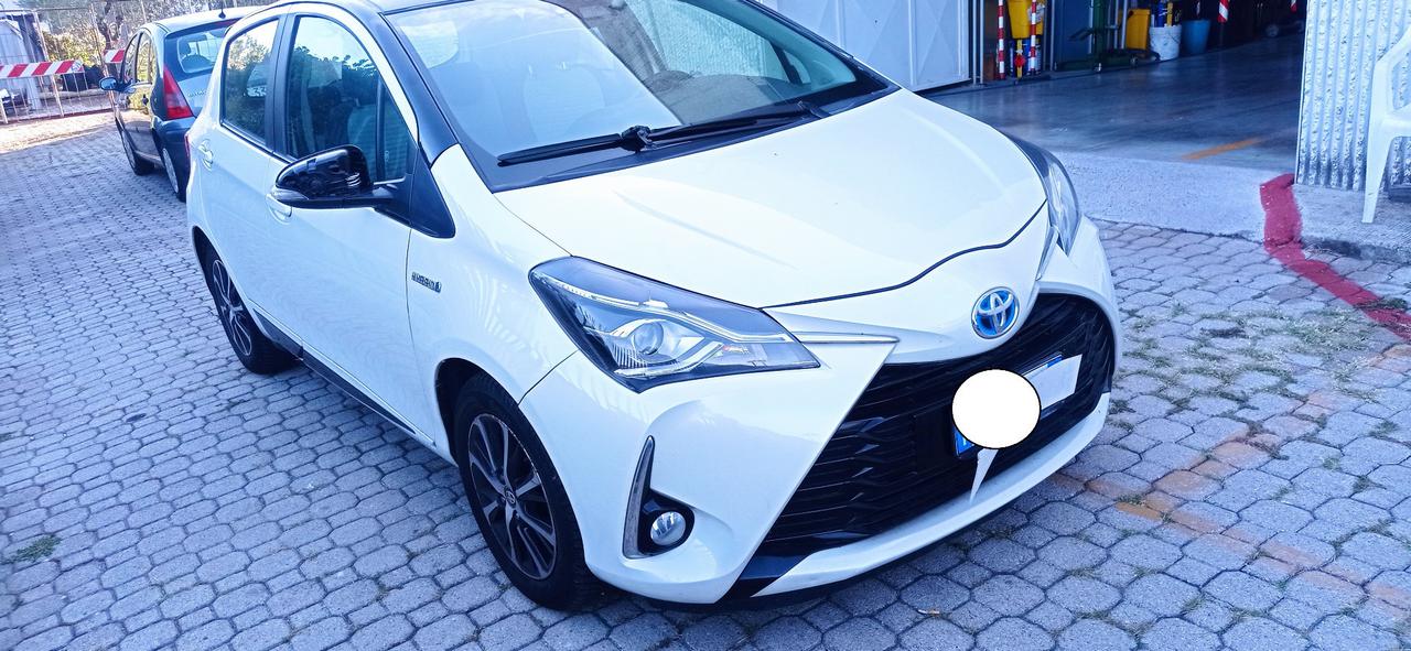 Toyota Yaris Tetto Nero , Carrozzeria Bianco Perla Metallizzato