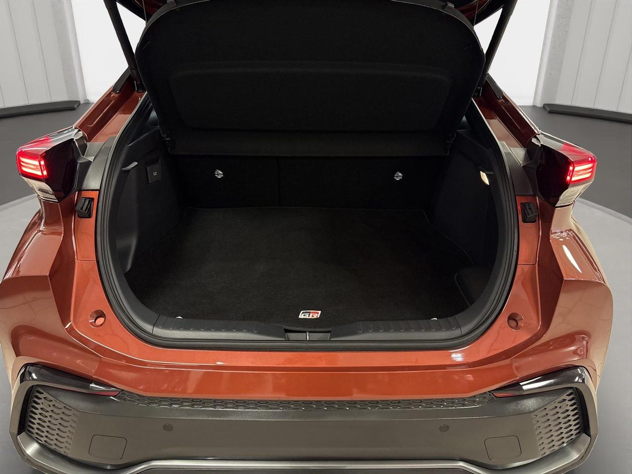 Toyota C-HR 2.0 phev GR Sport fwd e-cvt