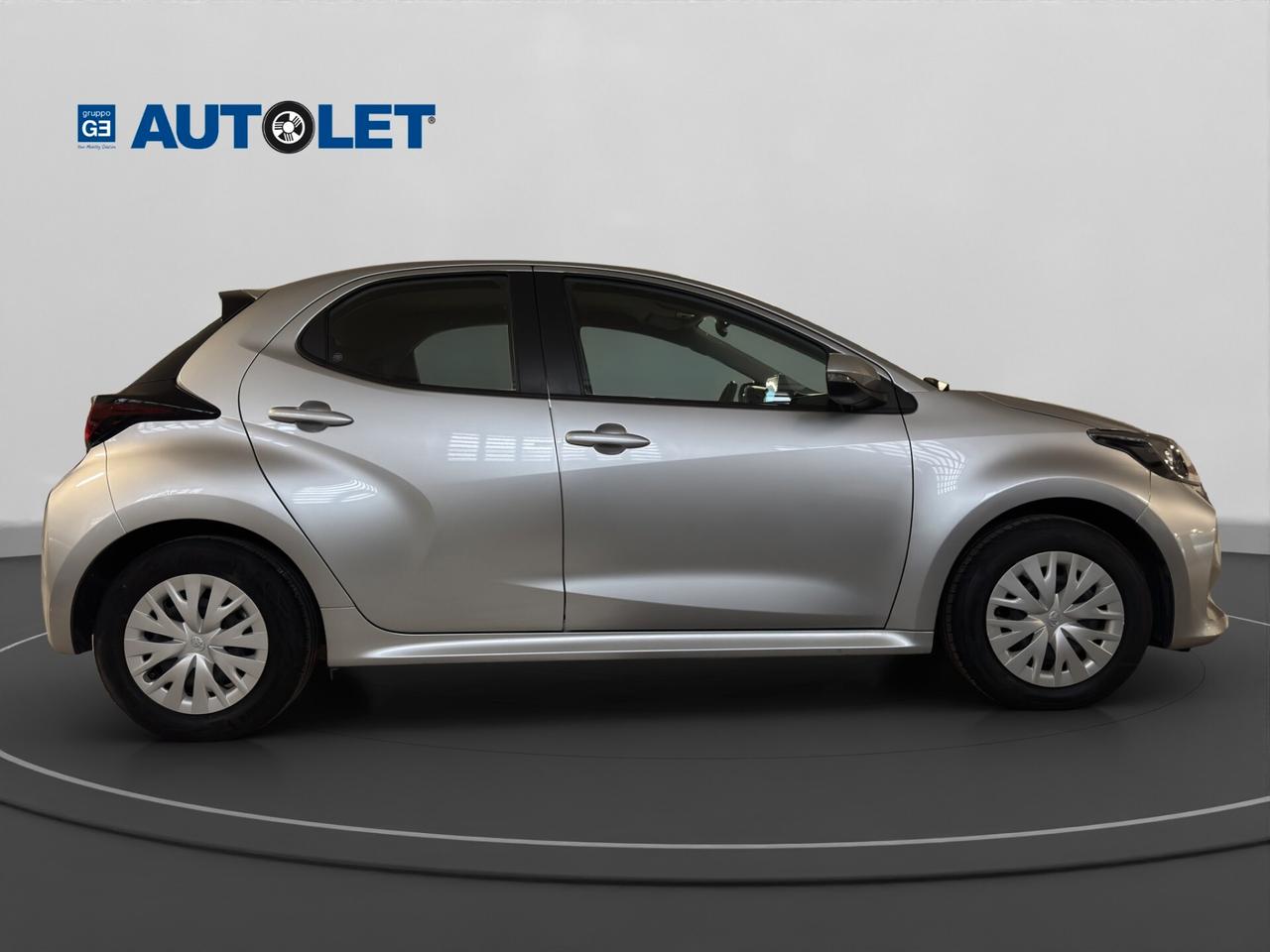 Toyota Yaris 1.5 Hybrid 5 porte Active