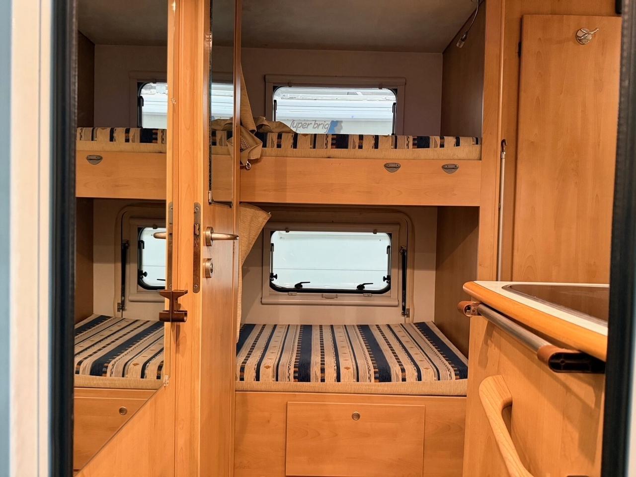 CAMPER MCLOUIS GLEN 560