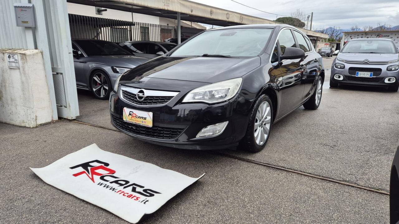 Opel Astra 1.6 T 16V 5 porte Cosmo