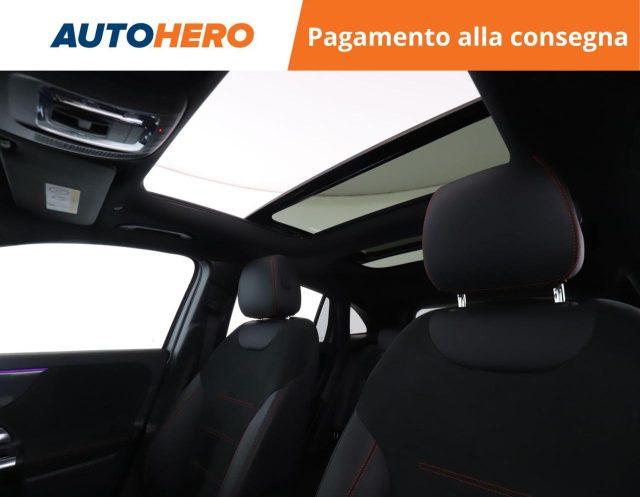 MERCEDES-BENZ GLA 200 d Automatic Premium