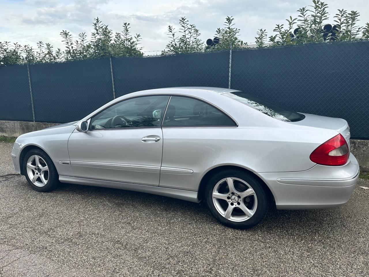 Mercedes-benz CLK 220 CDI cat Avantgarde