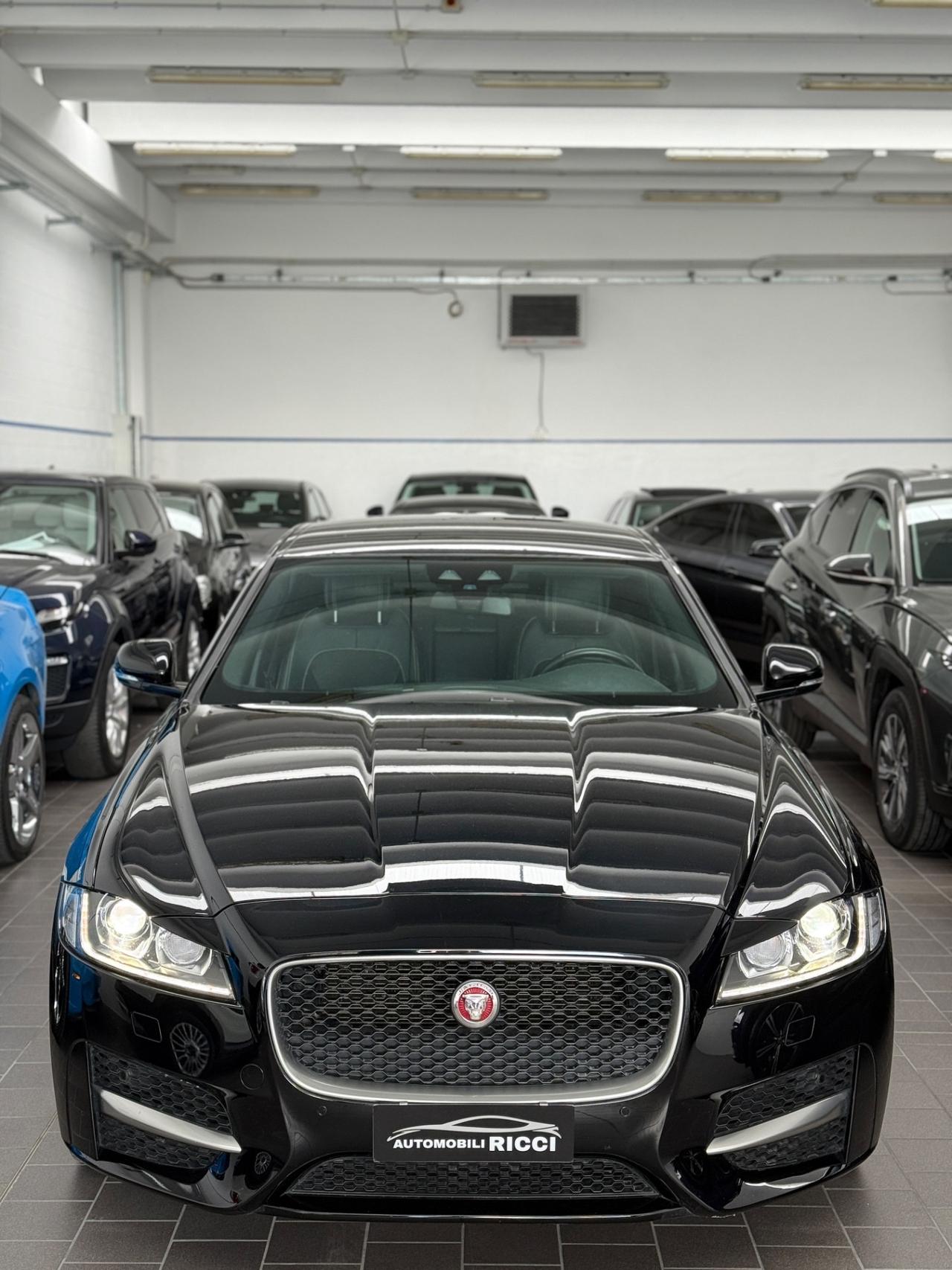 Jaguar XF 2.0 D 180 CV aut. R-Sport