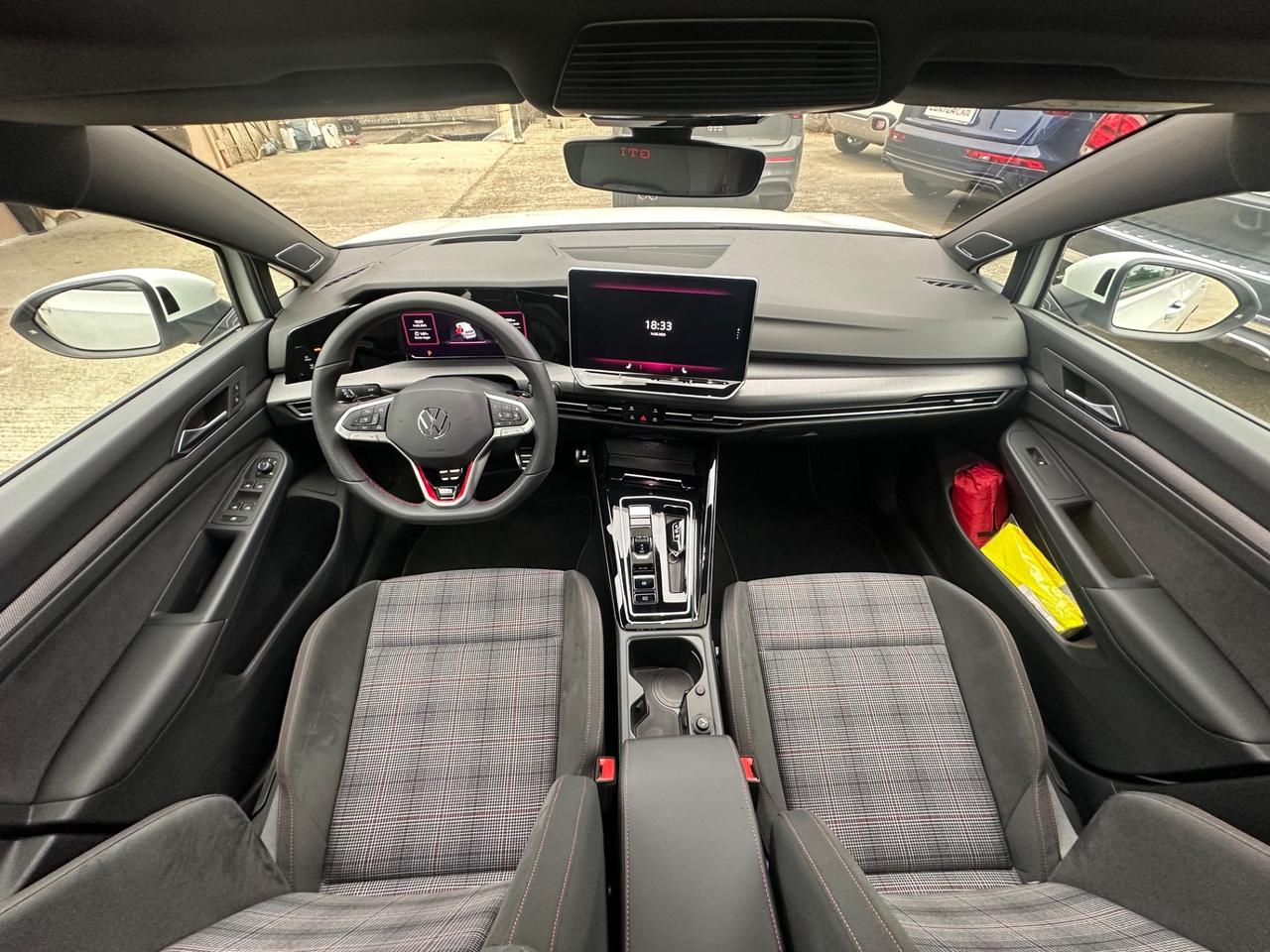 Volkswagen Golf GTI Golf 2.0 TSI GTI DSG