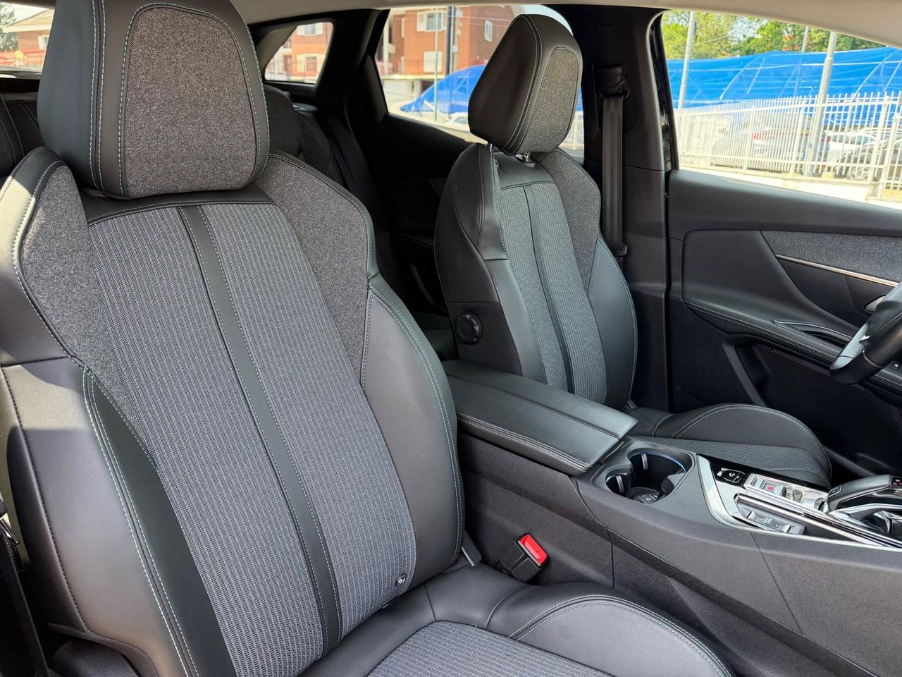 Peugeot 3008 Allure 1.5 Blue HDI 130 *PROMO #10996