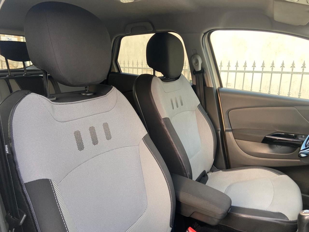 Renault Captur 1.5 dCi 8V 90 CV EDC Start&Stop Excite Soli 117mila km