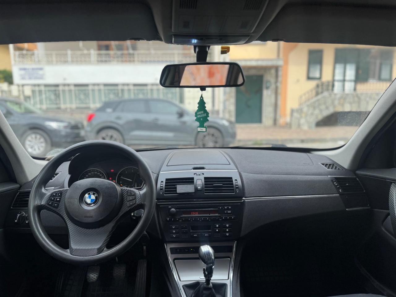 Bmw X3 2.0d cat Futura