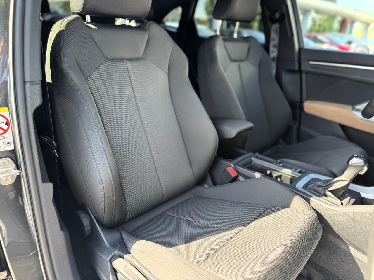 AUDI Q3 SPB 35 TFSI Identity Black 150CV S line