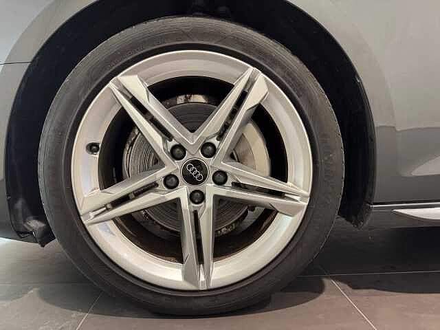 Audi A4 Avant 40 TDI quattro S tronic S line edition