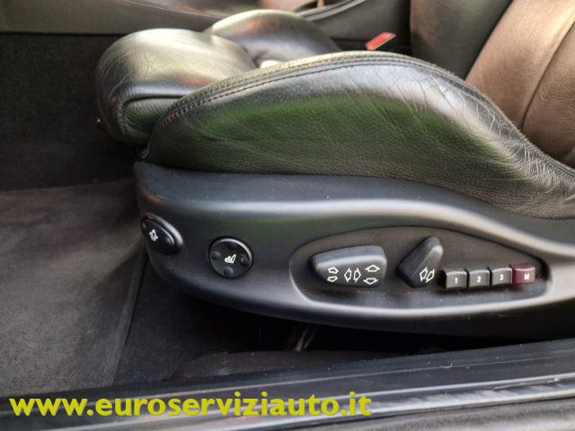 BMW M6 M6 Coupe 5.0 V10 auto