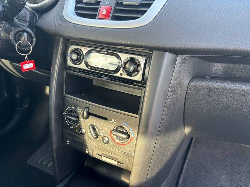 Peugeot 207 NEOP. 1.4 Benzina