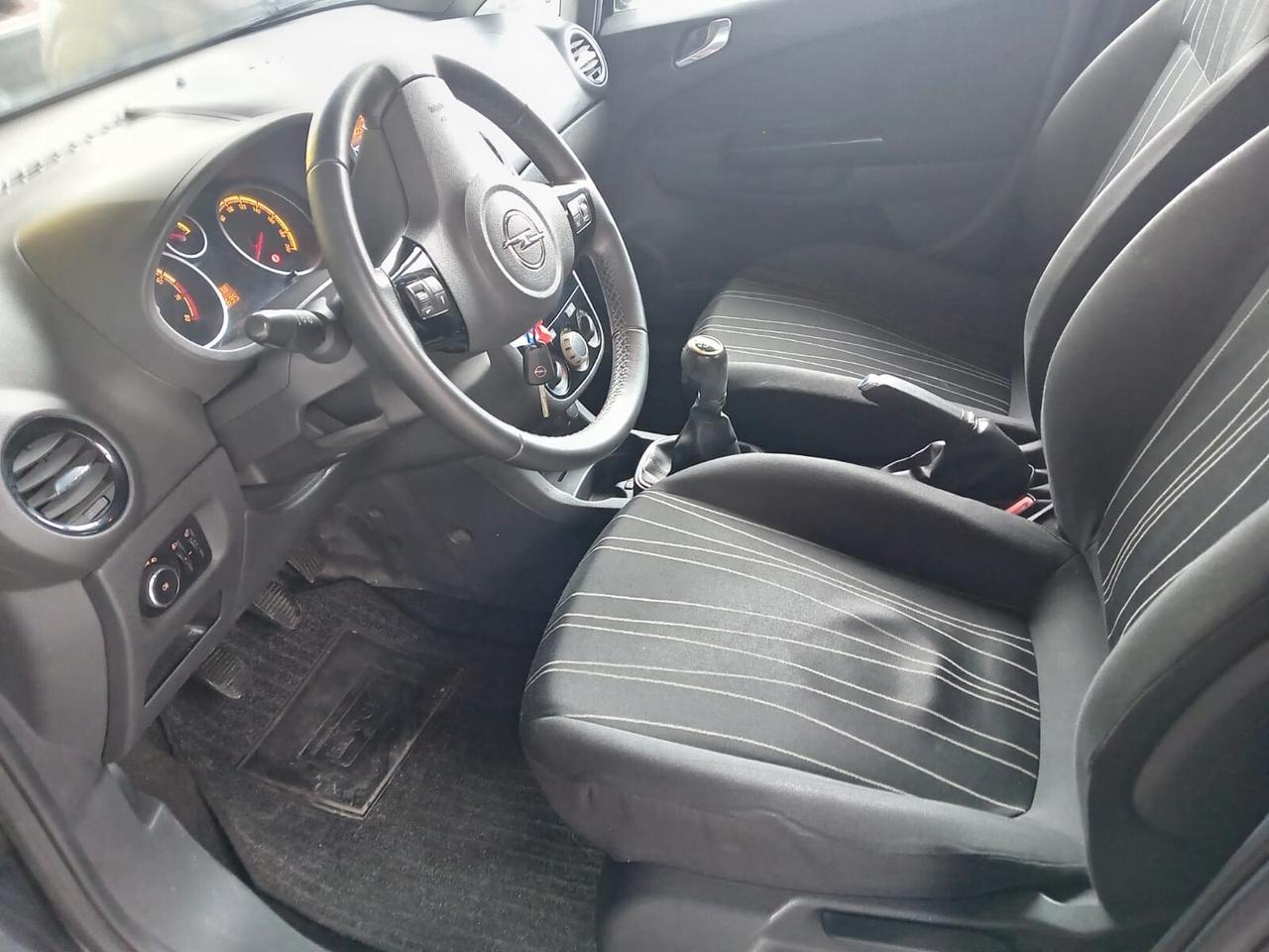 Opel Corsa 1.2 5 porte Edition