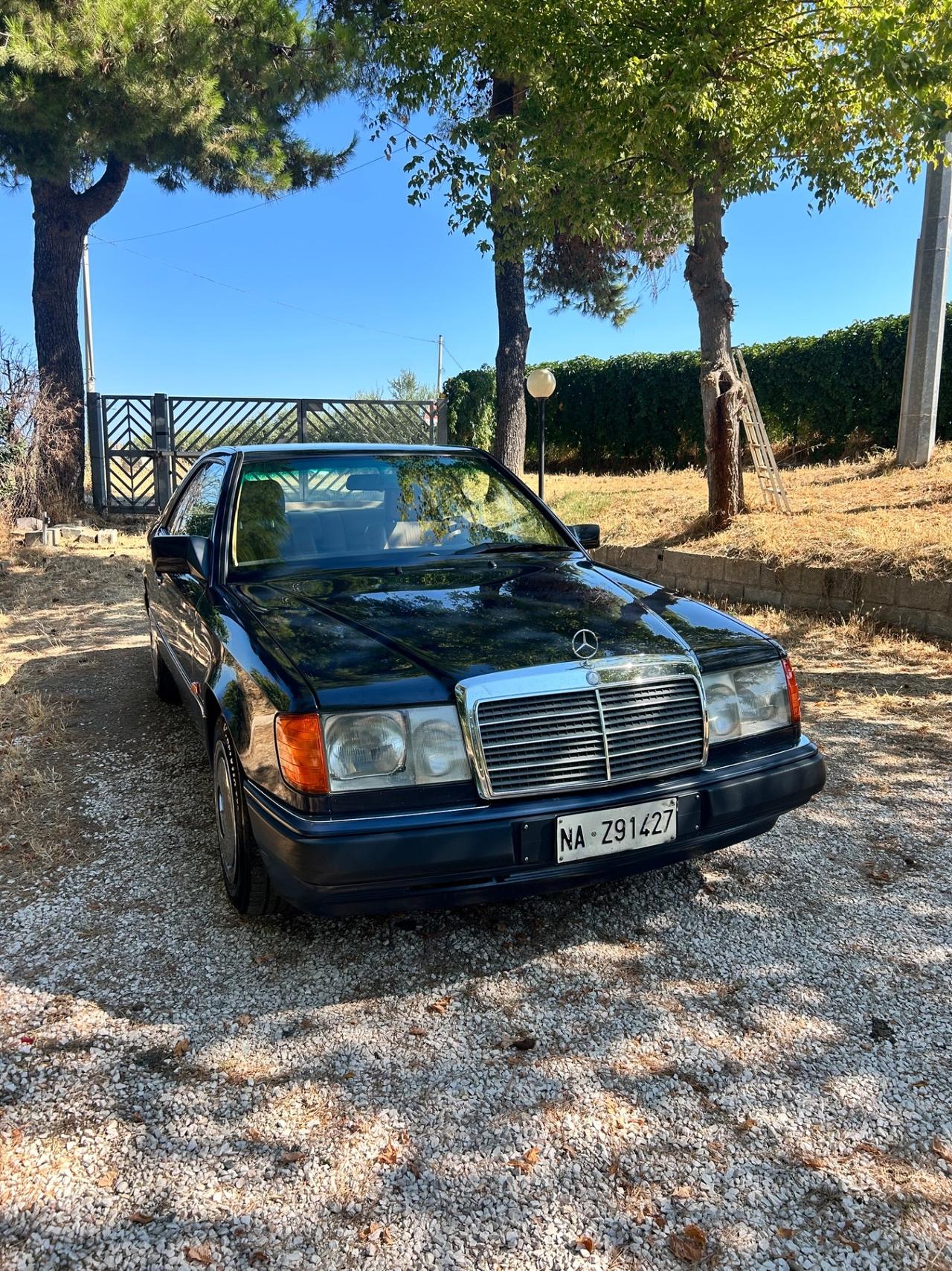 Mercedes-benz 300 200 CE cat Coupé