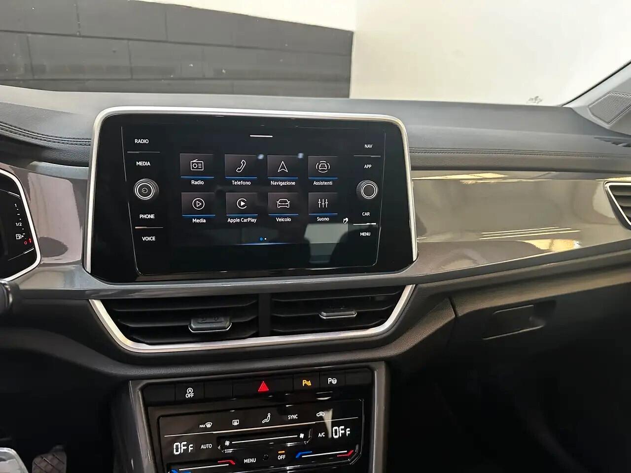 VOLKSWAGEN T-ROC 1.0 tsi STYLE 115cv COME NUOVA IVA ESPOSTA