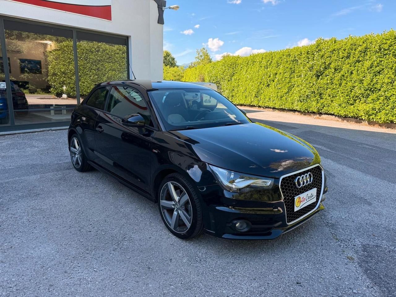 Audi A1 1.6 TDI 105 CV Ambition Neopatentati
