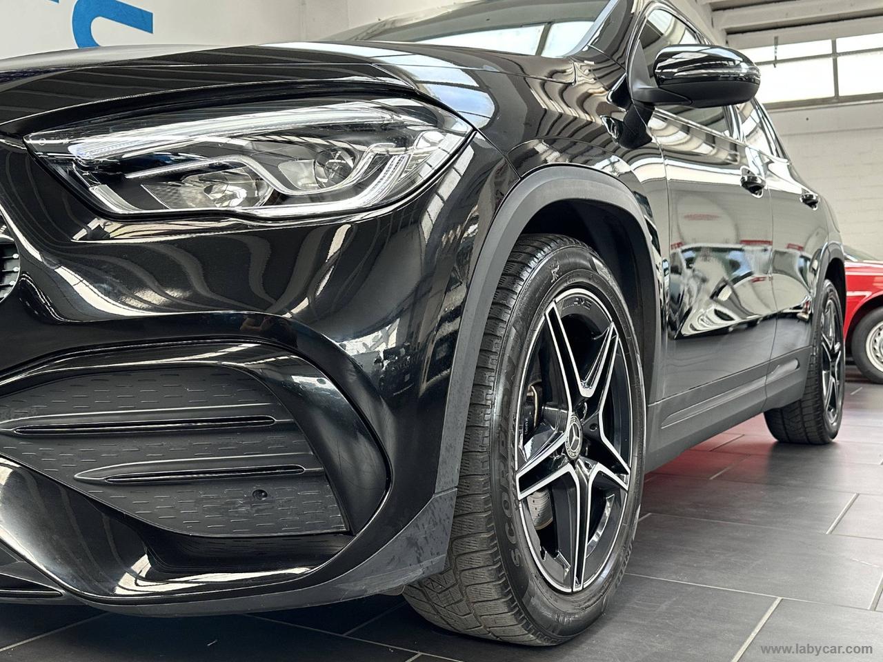 MERCEDES-BENZ GLA 200 Automatic Premium