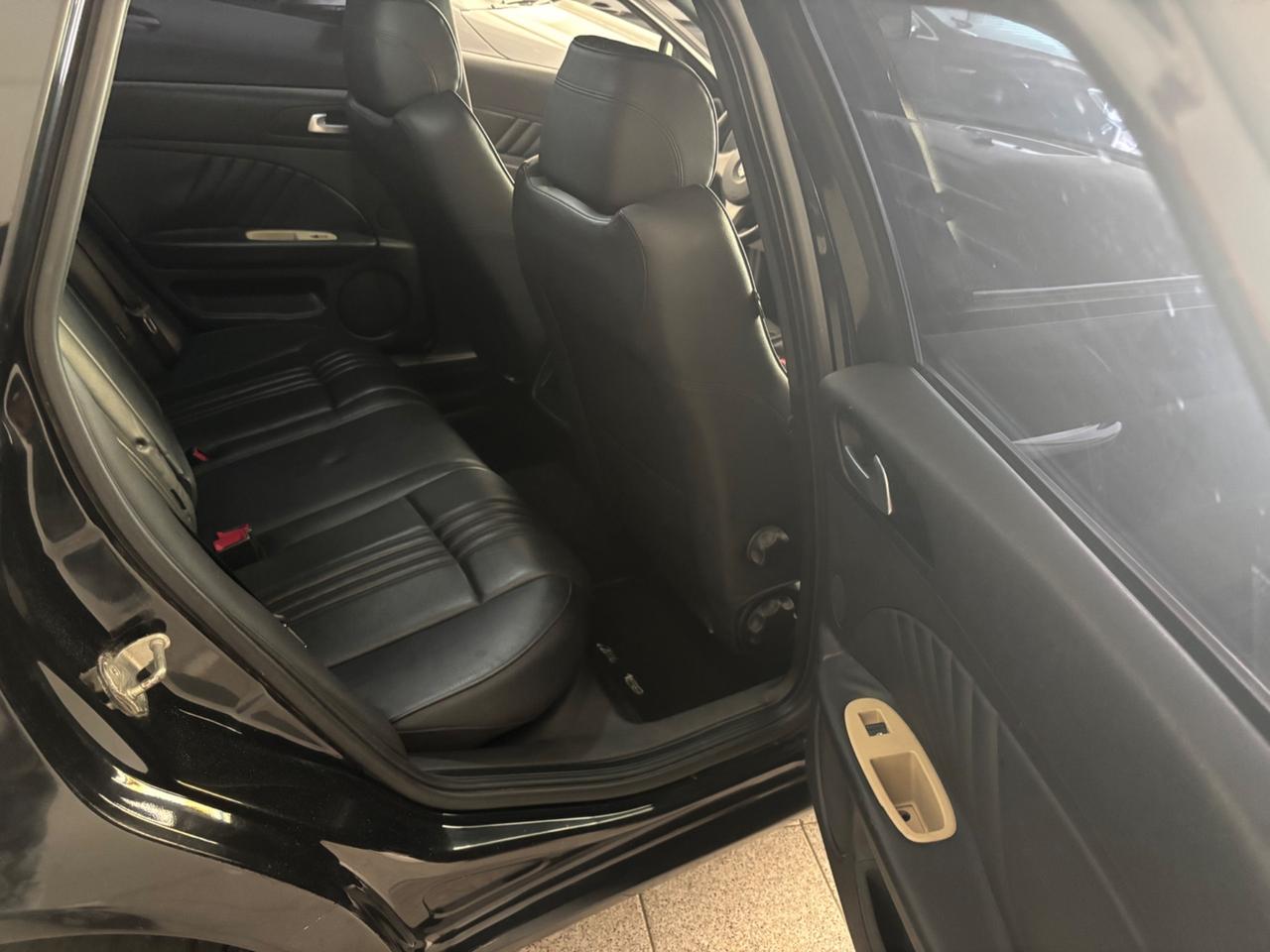 Alfa Romeo 159 1.9 JTDm 16V Sportwagon TI