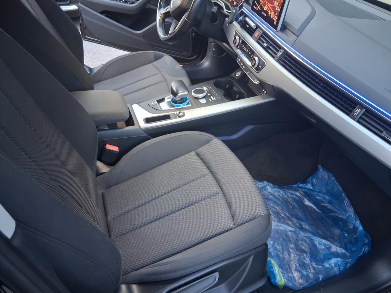 Audi A4 Avant 35 TDI S tronic Sport