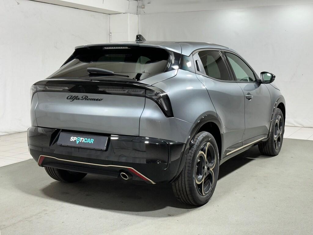 Alfa Romeo Junior 1.2 ibrida Q4 Intensa 145cv edct6