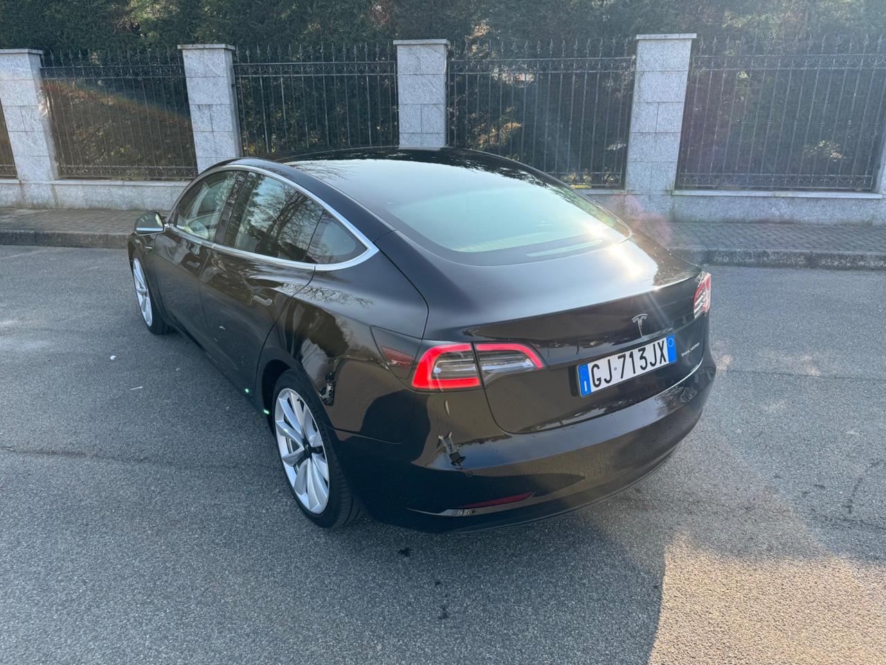 Tesla Model 3 Long Range Dual Motor AWD