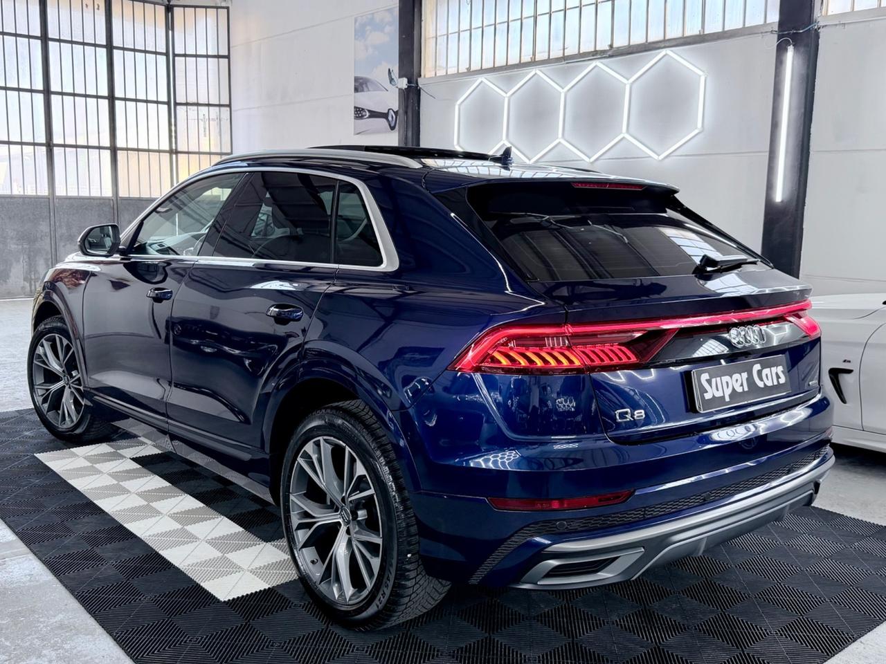 Audi Q8 50 TDI quattro tiptronic S-LINE PANORAMICO