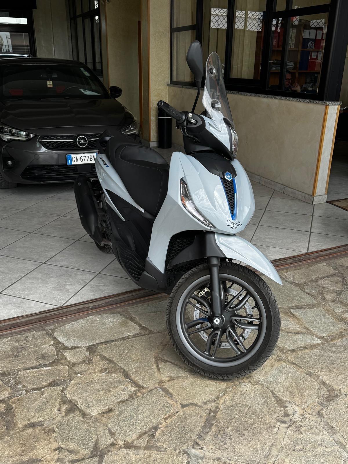 Piaggio Beverly 310 Sport