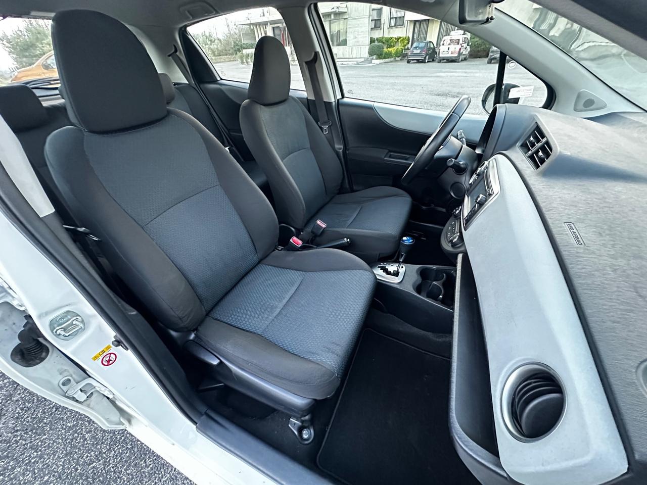 Toyota Yaris Hybrid Lounge Unico Proprietario