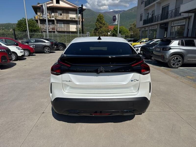 Citroën e-C4 motore elettrico 136 CV MAX