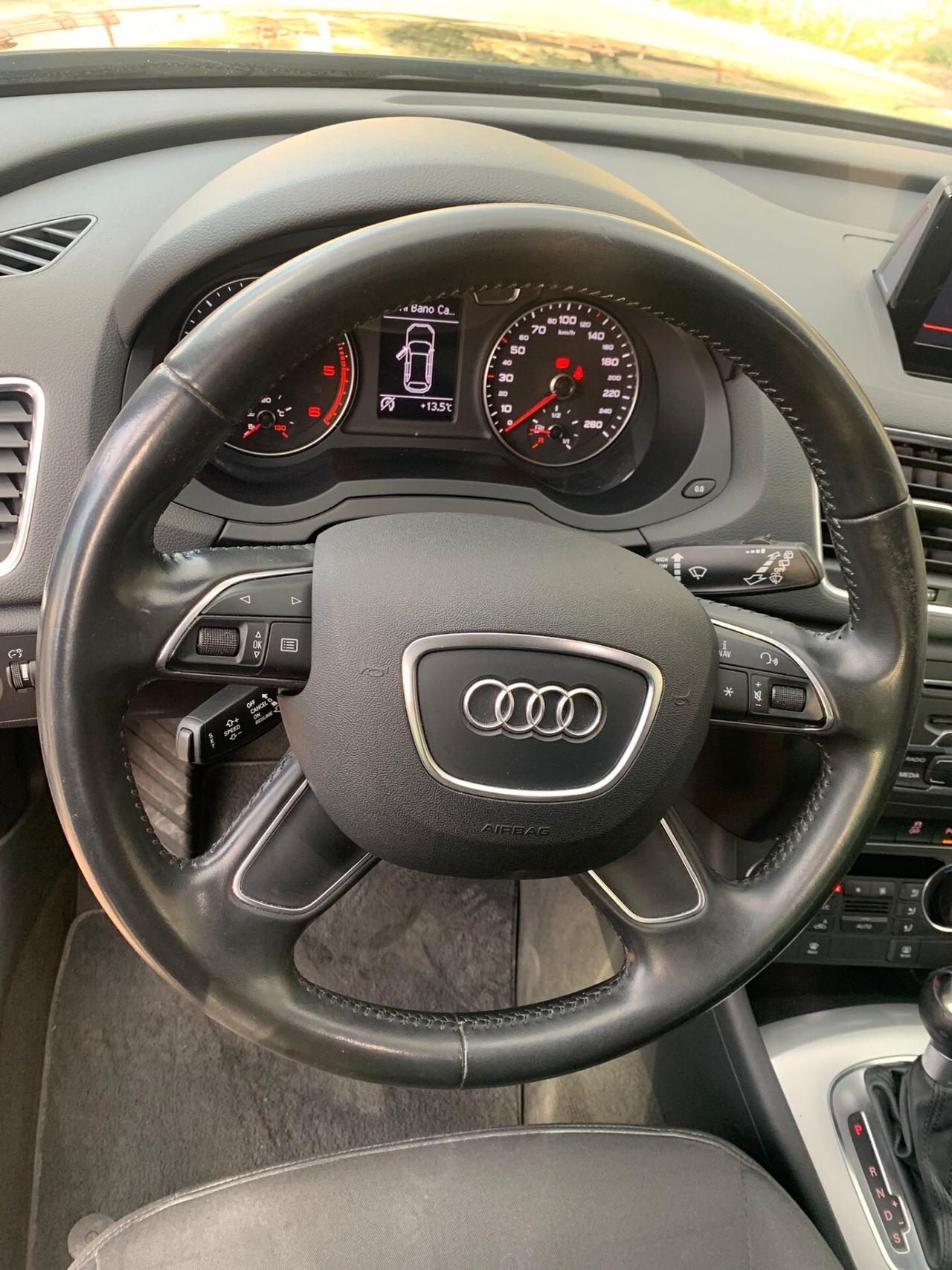 Audi Q3 2.0 TDI 150 CV S tronic Business