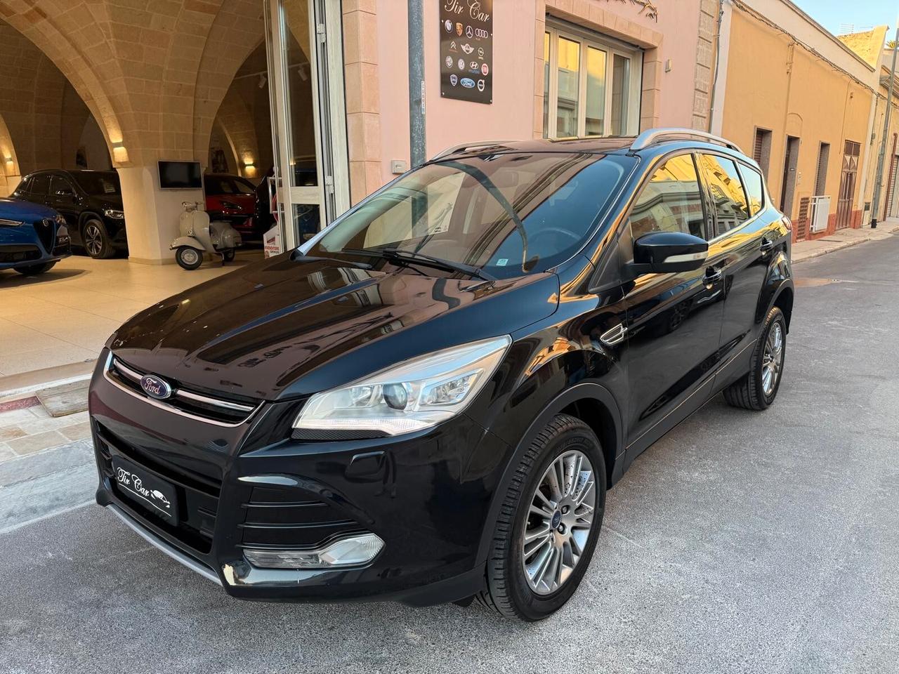 FORD KUGA TITANIUM 2.0 POWERSHIFT 140CV PELLE NAVI CAM ANNO 2014
