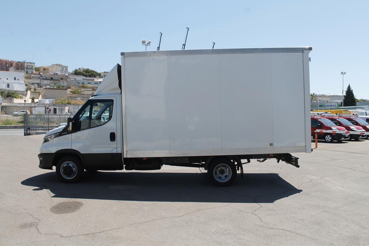 Iveco daily 35-140 cassa box