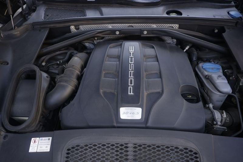 Porsche Macan Porsche Macan 3.0 S Diesel 184KW ANNO 2015