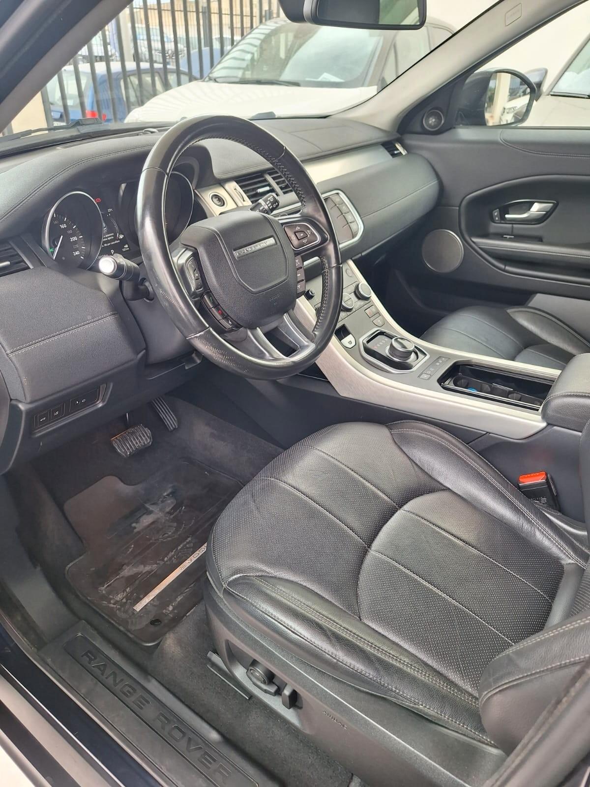 Range Rover Evoque 2.0CC 150CV SE Dynamic 4x4 2018