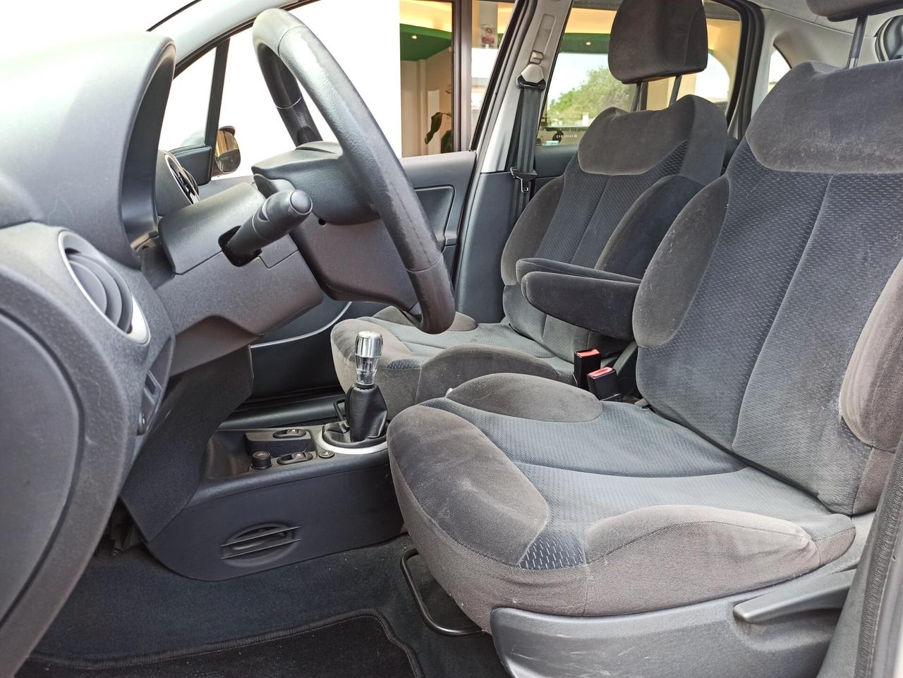 Citroen C3 1.4 Perfect Techno Bi Energy G