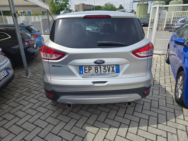 FORD Kuga 2.0 TDCI 140 CV 4WD Titanium