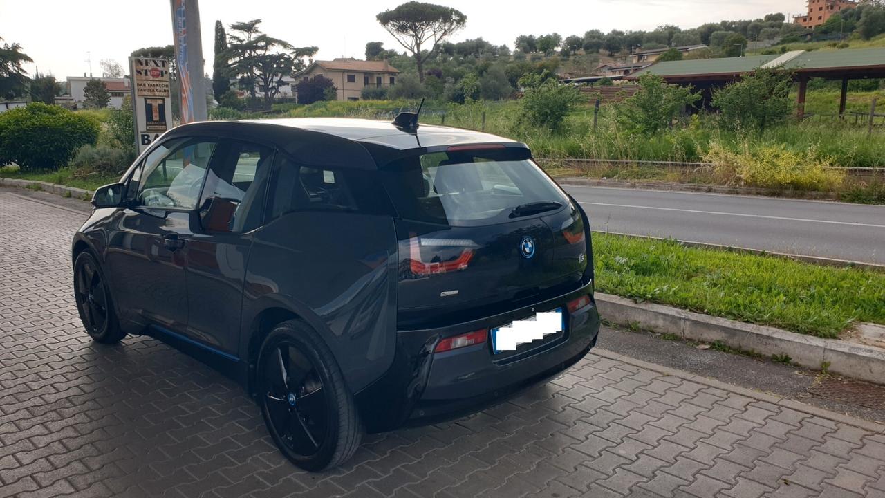 Bmw i3 BELLISSIMA, MAI USATA, PARI AL NUOVO, BATTERIE IN GARANZIA CASA MADRE!!