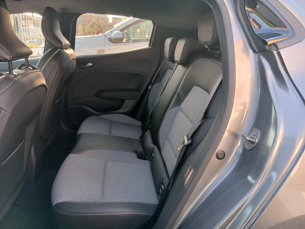 Renault Clio TCe 90 CV 5 porte Techno