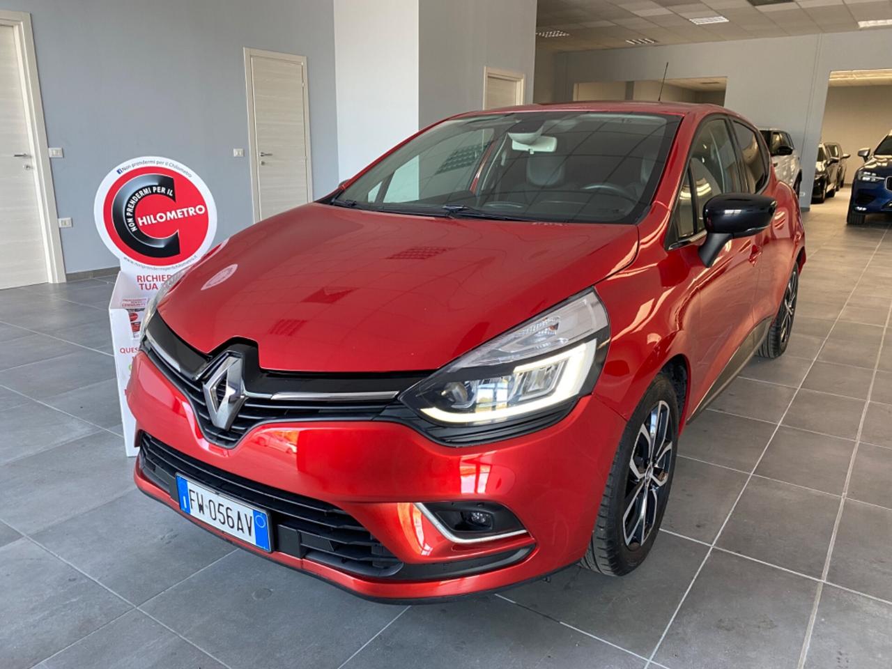 Renault Clio 1.5 90 CV 5P Ok Neopatentati Moschino Intens