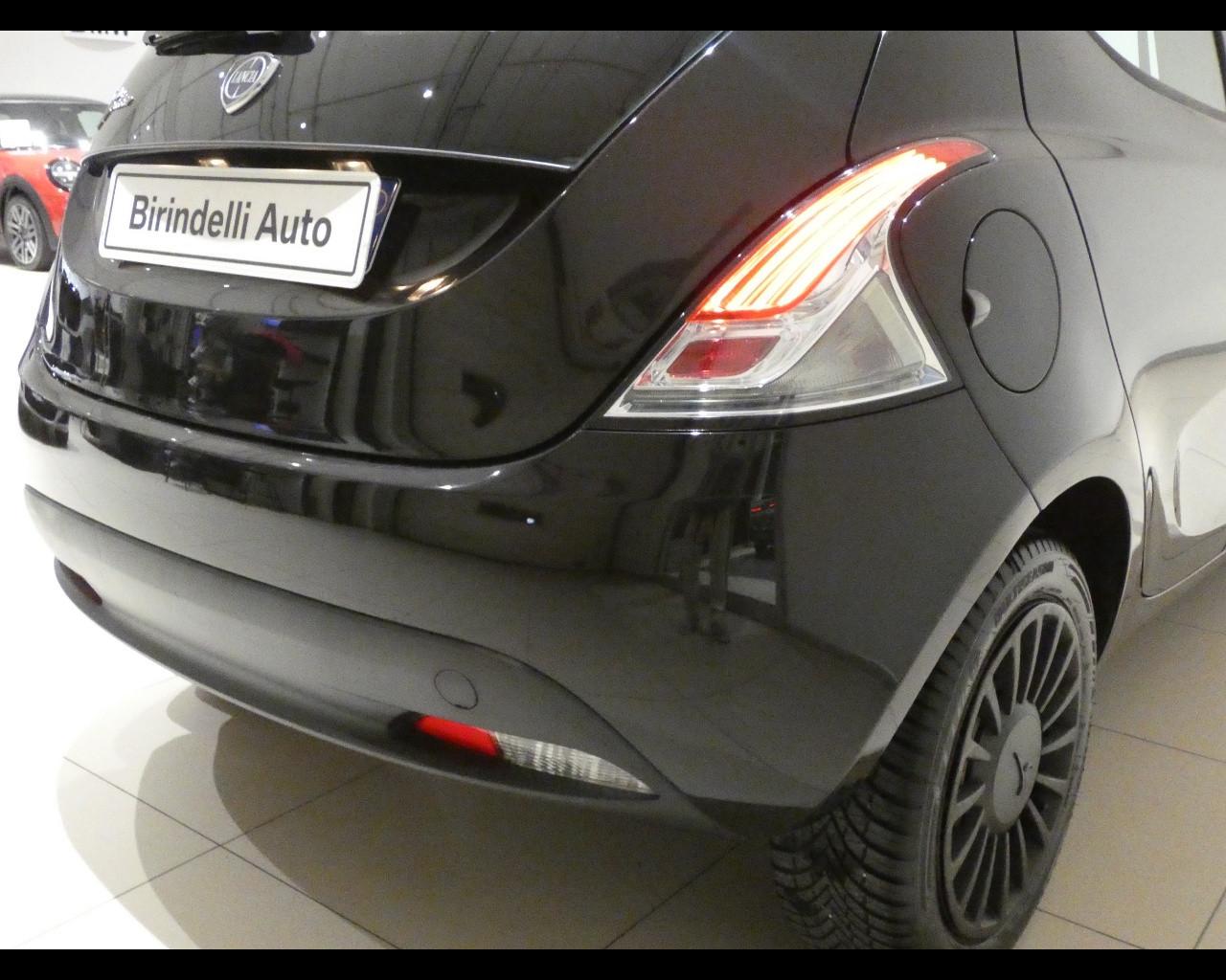 LANCIA Ypsilon 3ª serie - Ypsilon 1.2 69 CV 5 porte Elefantino Blu