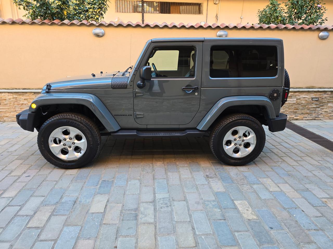 Jeep Wrangler 2.8 CRD DPF Sahara Auto